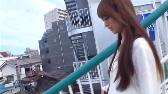 Amateur girl Airi Kijima getting cunt pleasure in car and outdoor 2