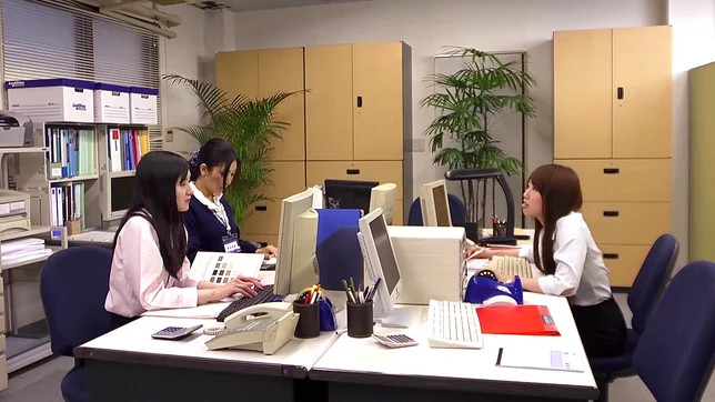 Cute lesbian chick gets smashed hard