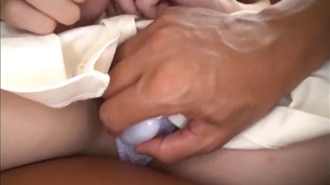 Hot milf Mizuna Wakatsuki gets her pretty face jizzed