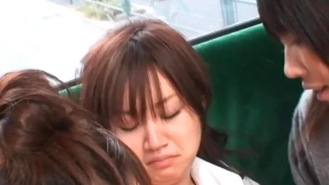 Japanese schoolgirls are sexy 6