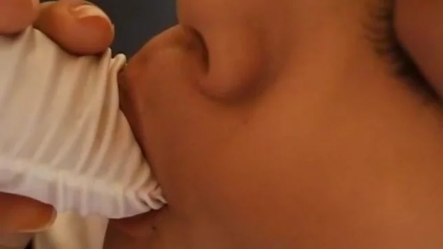 Eir Ueno hot dildo sex!