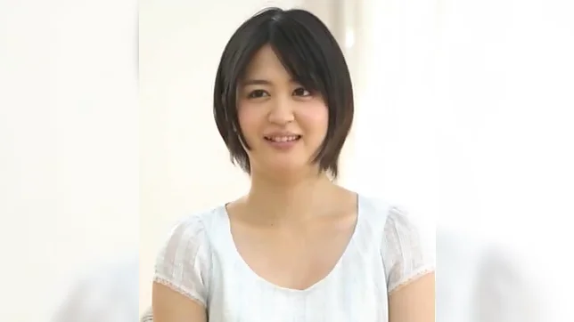 Erina Nagasawa gently removing her clothes 3