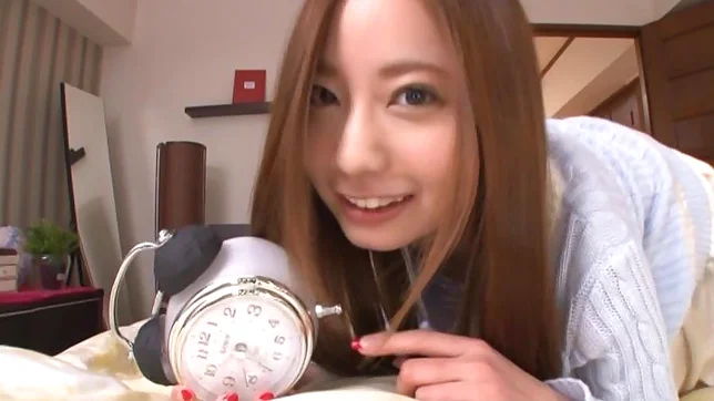 Steaming Japanese hottie in bikini Yuri Mano gets cum on face 4