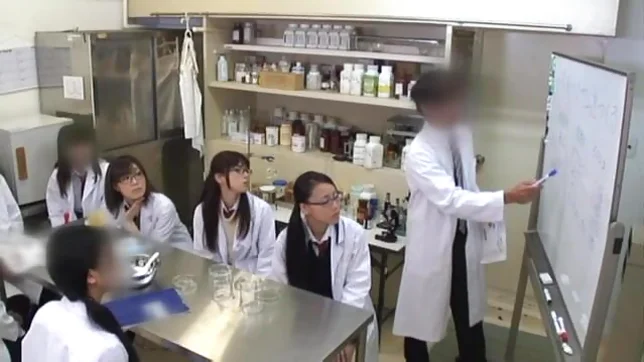 Teen schoolgirl friends in glasses help to jerk him off 2