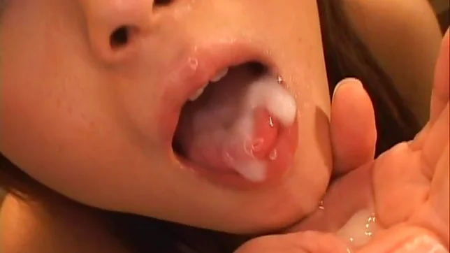 Moe Yoshikawa Lovely Asian chick