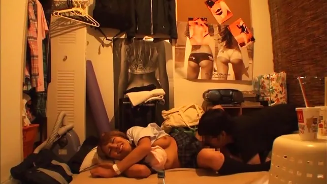 Amatuer vixen gags on a massive dick 2