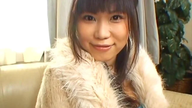 Rin Satomi Beautiful Asian doll shaves her pussy and shows it off 5