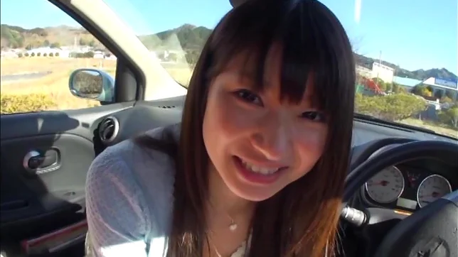 Rio Ogawa gives blowjob in the car for her boyfriend 2