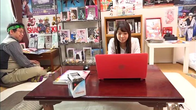 Kumakura Shouko amazing teen porn with older man 5