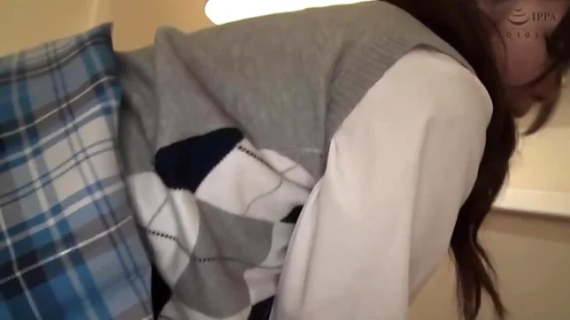 Japanese teen likes to have casual sex 4