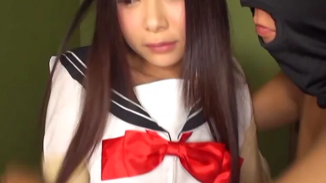 Alluring Ari Natsume gets praised after giving head 3