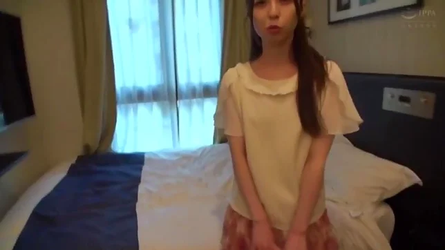 Amateur Japanese fucked in bed and jizzed on ass 5